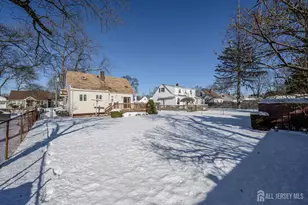 63 Leeds Dr, South Plainfield, NJ 07080 - Photo 32