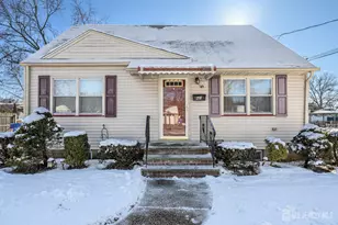 63 Leeds Dr, South Plainfield, NJ 07080 - Photo 1