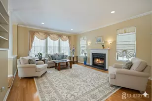 45 Cortland Dr, East Brunswick Township, NJ 08816 - Photo 10