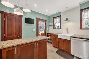 395 Raritan St, South Amboy, NJ 08879 - Photo 10