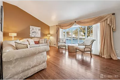 42 Colburn Road, East Brunswick Township, NJ 08816 - Photo 4