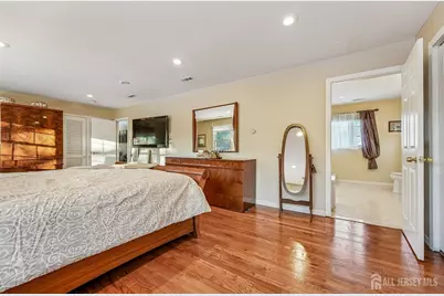 42 Colburn Road, East Brunswick Township, NJ 08816 - Photo 26