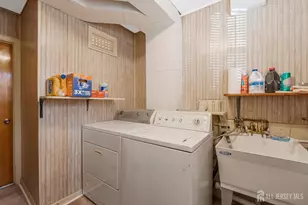 241 Cook Ave, Middlesex, NJ 08846 - Photo 26