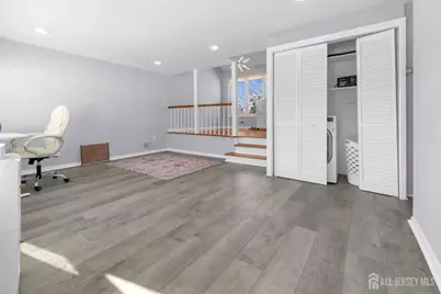 160 Brown Avenue, Woodbridge Township, NJ 08830 - Photo 4