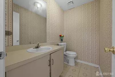 99 Woodmere Drive, Sayreville, NJ 08859 - Photo 22