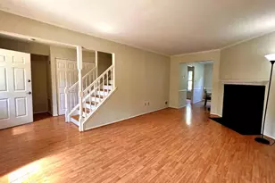 4 Pond View Dr, Plainsboro Township, NJ 08536 - Photo 4