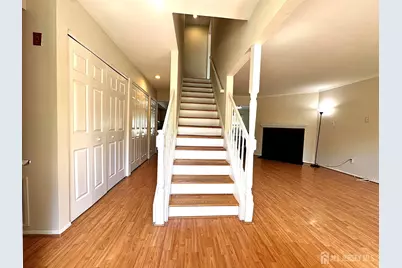 4 Pond View Drive, Plainsboro Township, NJ 08536 - Photo 6