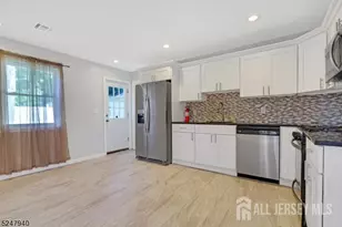 67 Woodland Ave, Woodbridge Township, NJ 08863 - Photo 8