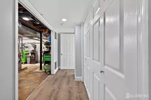 47 E Sedgwick St, Monroe Township, NJ 08831 - Photo 38