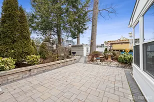 21 McGinnis Rd, Edison, NJ 08817 - Photo 26