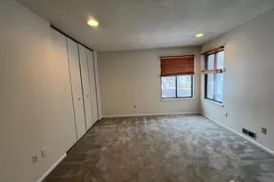 89 Gate House Ln, Edison, NJ 08820 - Photo 14