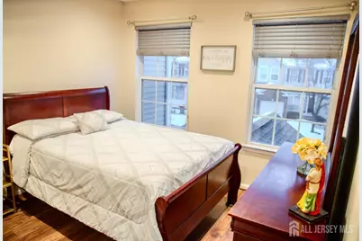 7 Leshyk Drive, Sayreville, NJ 08859 - Photo 14