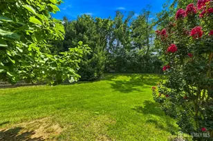 47 Hedge Row Rd, Plainsboro Township, NJ 08540 - Photo 28