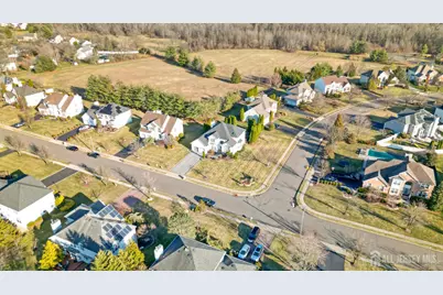 15 Arbutus Way, Middlesex, NJ 08852 - Photo 4