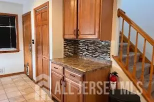 12 Burlew Pl, Sayreville, NJ 08859 - Photo 2