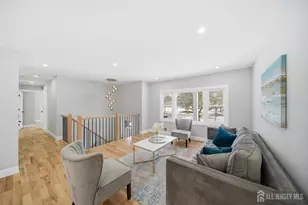 12 Thornton Ln, Piscataway Township, NJ 08854 - Photo 2