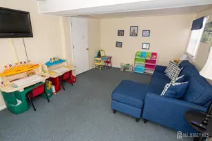 10 Lapa Ct, Sayreville, NJ 08859 - Photo 30