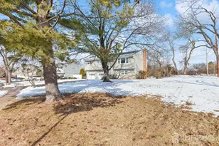 3 Stafford Dr, Piscataway Township, NJ 08854 - Photo 2