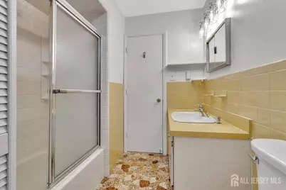 118 Arlington Avenue, South Plainfield, NJ 07080 - Photo 14