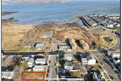 110 Henry Street, South Amboy, NJ 08879 - Photo 2