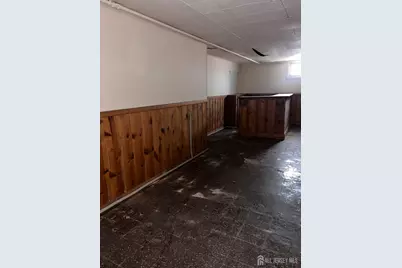 121 Woodbridge Avenue, Sewaren, NJ 07077 - Photo 10