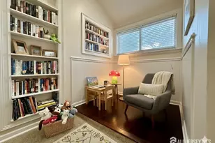 5 Viburnum Ct, East Brunswick Township, NJ 08816 - Photo 10