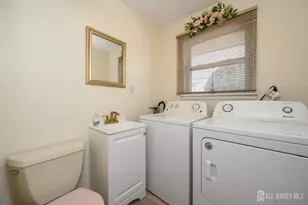 773 Shannon Ave, Perth Amboy, NJ 08861 - Photo 8