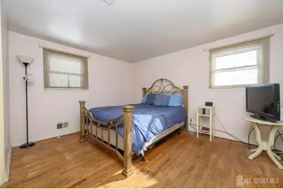 773 Shannon Avenue, Perth Amboy, NJ 08861 - Photo 16