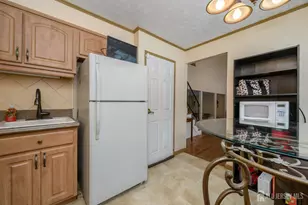 773 Shannon Ave, Perth Amboy, NJ 08861 - Photo 14