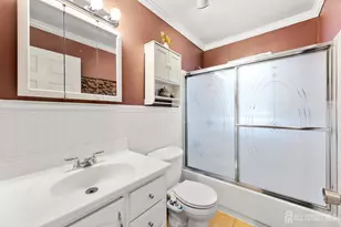 131 Beverly Hl Ter, Woodbridge Township, NJ 07095 - Photo 10