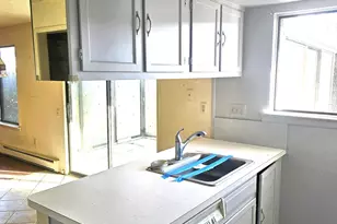 155 Chatham Dr, Monroe Township, NJ 08831 - Photo 4