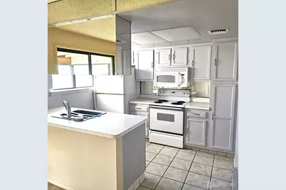 155 Chatham Drive #A, Monroe Township, NJ 08831 - Photo 2