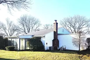 155 Chatham Dr, Monroe Township, NJ 08831 - Photo 10