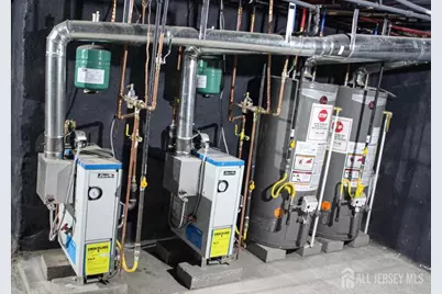 23 W Christoph Avenue, Trenton, NJ 08618 - Photo 20