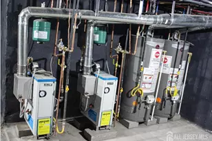 23 W Christoph Ave, Trenton, NJ 08618 - Photo 20