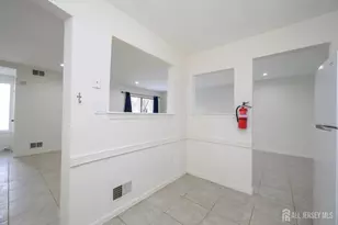 303 Michaels Ct, Woodbridge Township, NJ 07095 - Photo 12