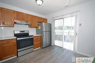 631 Madison Dr, Monroe Township, NJ 08831 - Photo 8