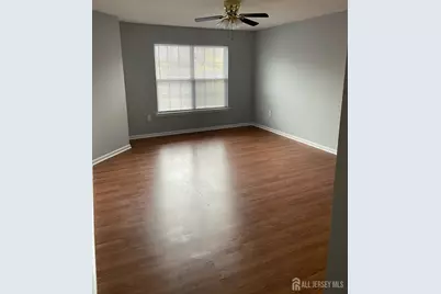 301 Pinelli Drive, Piscataway Township, NJ 08854 - Photo 4