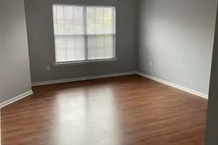 301 Pinelli Dr, Piscataway Township, NJ 08854 - Photo 4