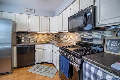 98 Brookview Circle, Jamesburg, NJ 08831 - Photo 2