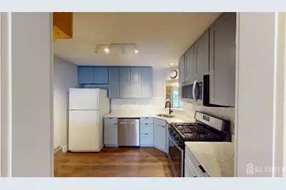 29 Chatham Square, Sayreville, NJ 08859 - Photo 6