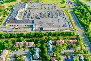 29 Chatham Square, Sayreville, NJ 08859 - Photo 2