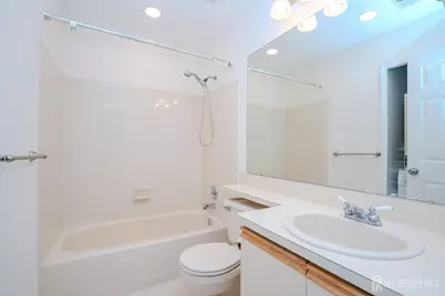 32 Tanglewood Court, South Brunswick Township, NJ 08852 - Photo 20