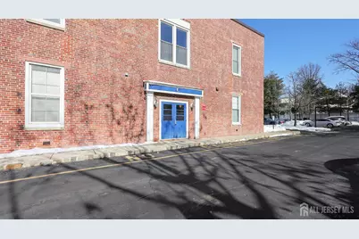 201 S 2nd Avenue S #9, Highland Park, NJ 08904 - Photo 2