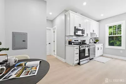 214 Montgomery Street #1, Highland Park, NJ 08904 - Photo 4