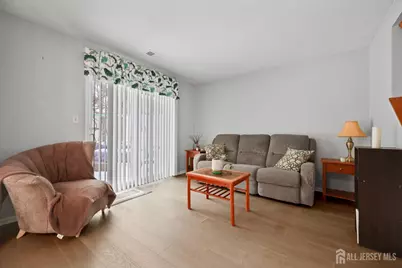 107 Lloyd Court, East Brunswick Township, NJ 08816 - Photo 6