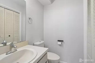 107 Lloyd Court, East Brunswick Township, NJ 08816 - Photo 4