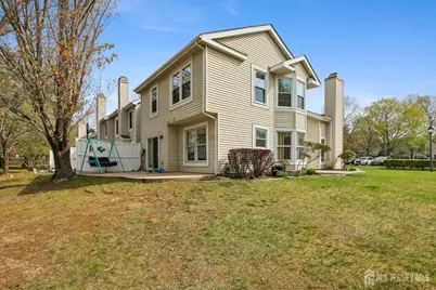 107 Lloyd Court, East Brunswick Township, NJ 08816 - Photo 20