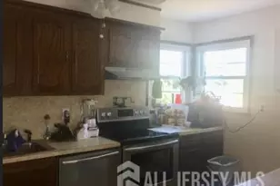 16 Inverness Terrace, Fords, NJ 08863 - Photo 4