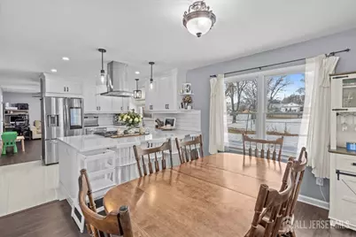 401 Port Monmouth Road, Middletown, NJ 07748 - Photo 6